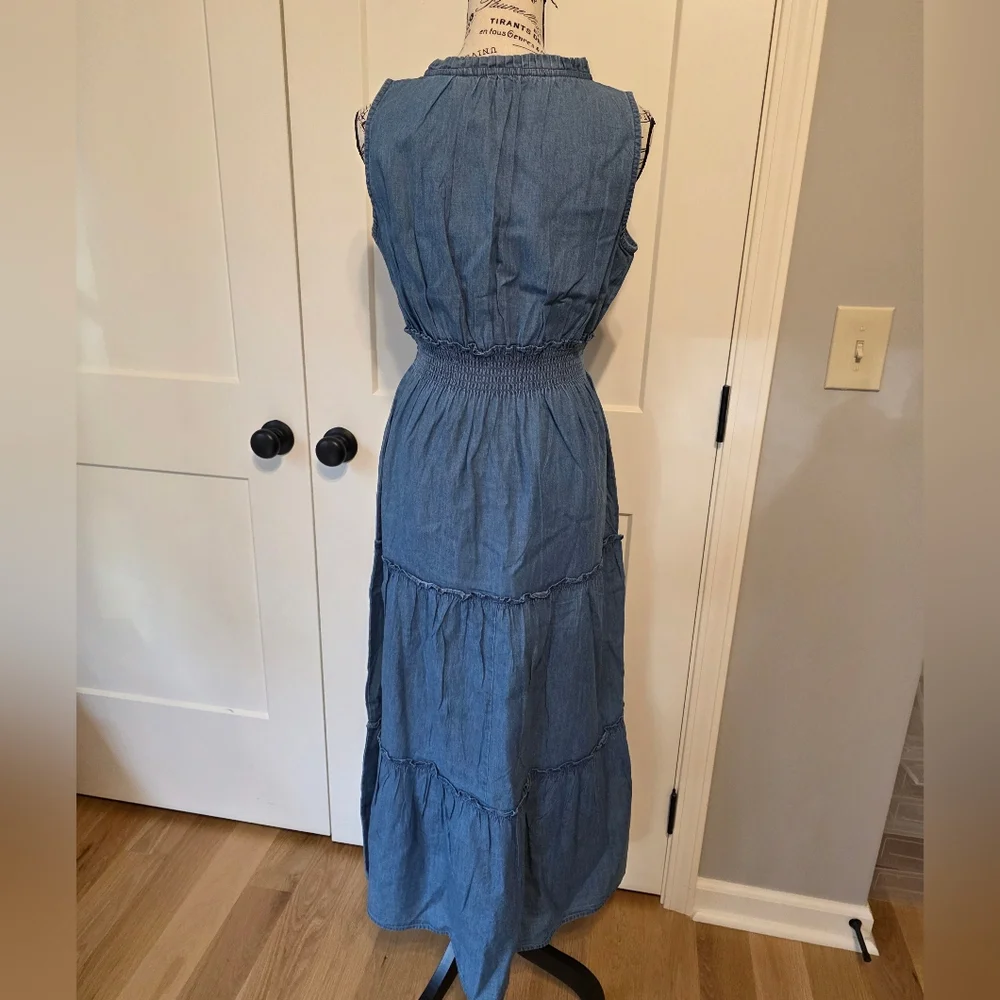 Chambray Maxi Dress-NWT - Picture 6 of 6